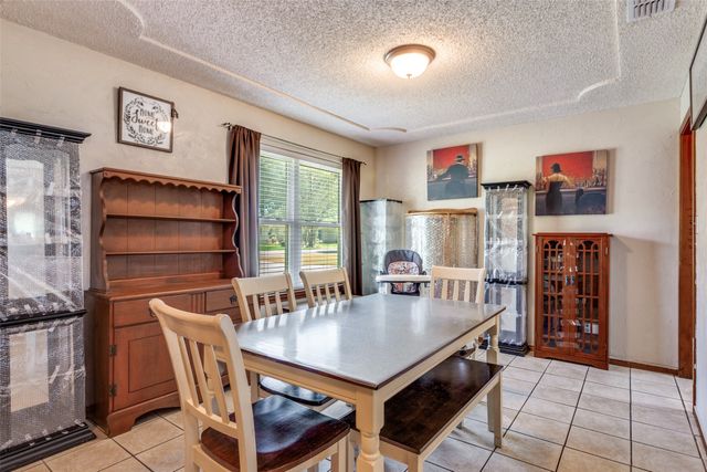 212 Casas Del Sur Street, Granbury, TX 76049