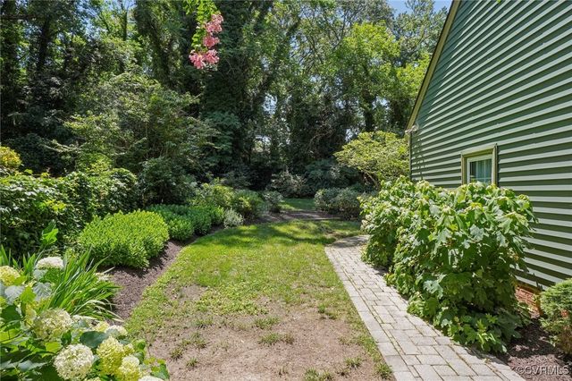 5803 Willow Creek Way, Richmond, VA 23225