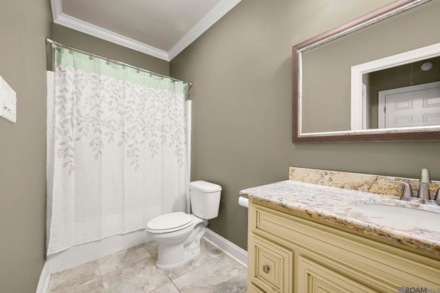 5379 Courtyard Dr, Gonzales, LA 70737