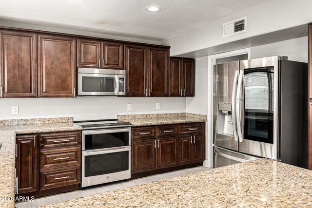 17239 N 37TH Avenue, Glendale, AZ 85308