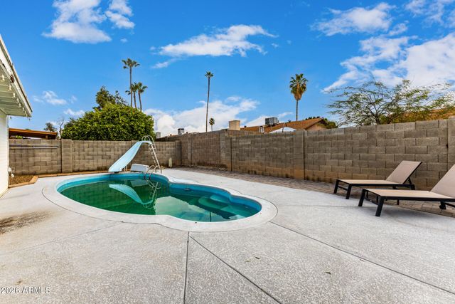 17239 N 37TH Avenue, Glendale, AZ 85308