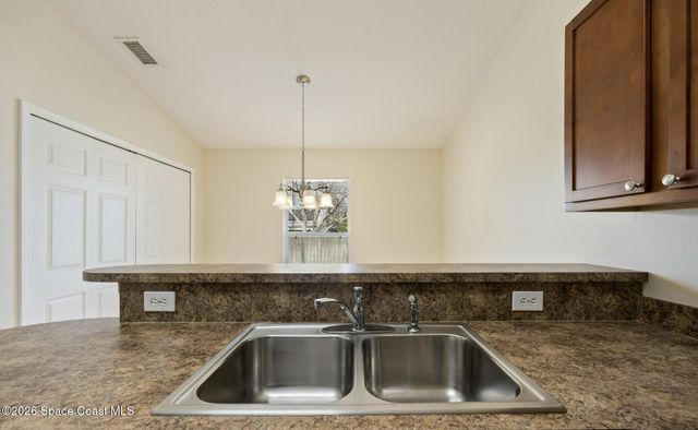 2082 Foxwood Drive, Melbourne, FL 32935