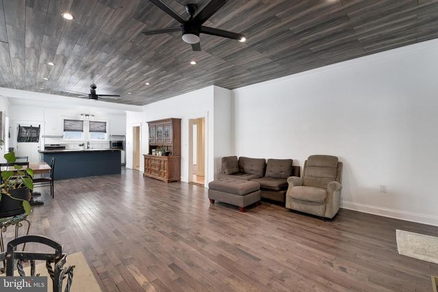 1502 VESPER AVE, Dundalk, MD 21222