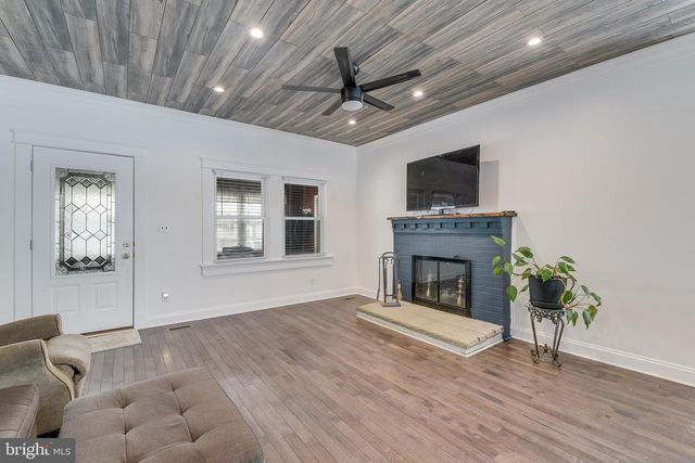 1502 VESPER AVE, Dundalk, MD 21222