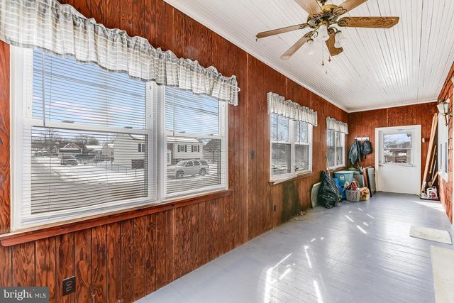 1502 VESPER AVE, Dundalk, MD 21222