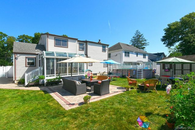 108 Connecticut Avenue, Massapequa, NY 11758