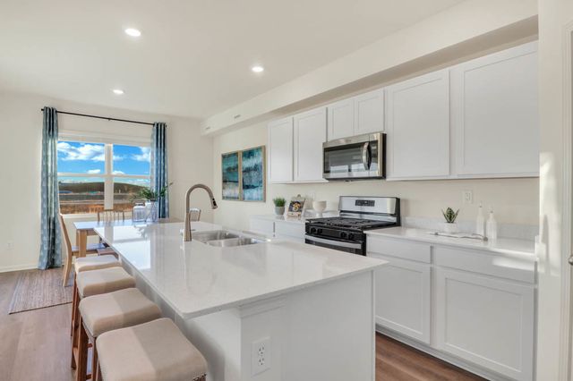 2477 Semillon Street, Oswego, IL 60543