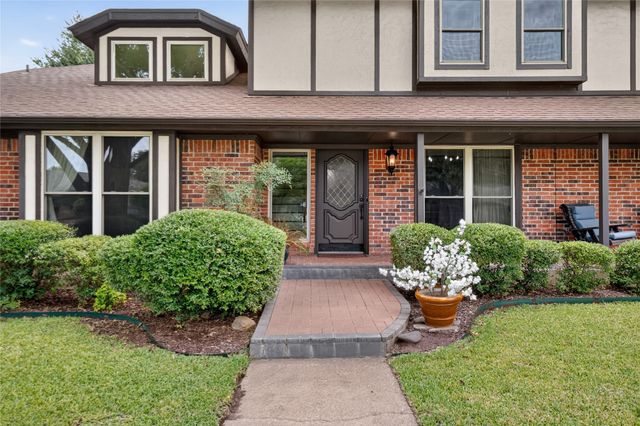222 Inverness Drive, Trophy Club, TX 76262
