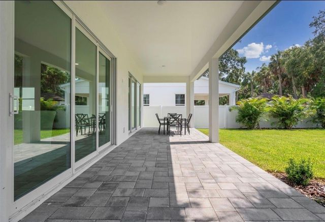 6705 S HIMES AVENUE, Tampa, FL 33611