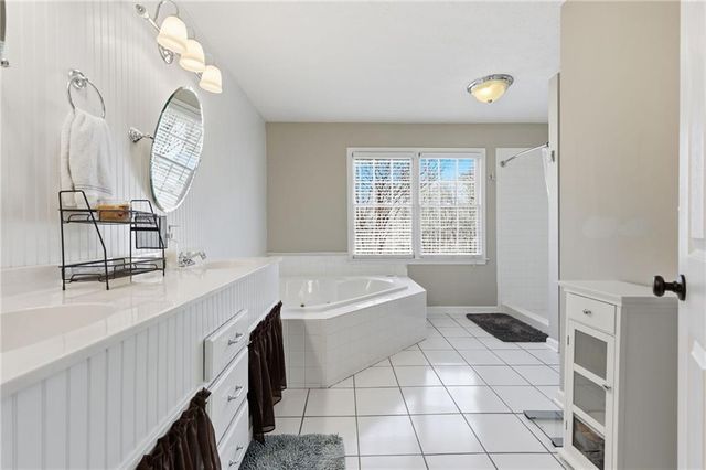 4135 Catawba Ridge, Gainesville, GA 30506