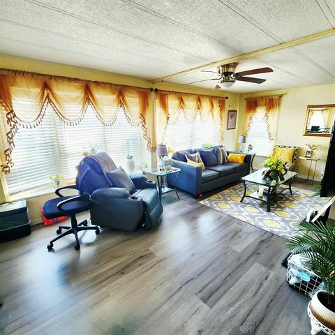 5 El Portal Lane, Port St. Lucie, FL 34952