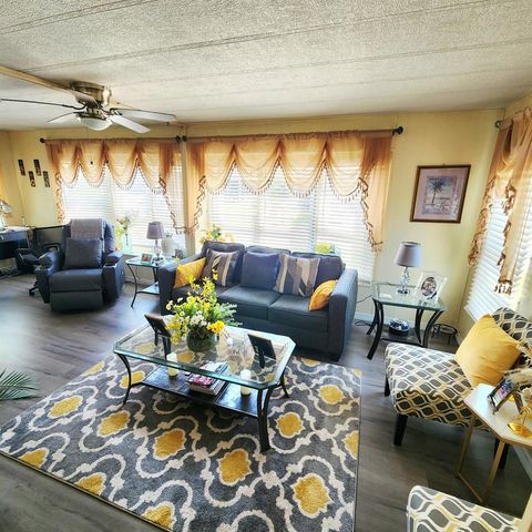 5 El Portal Lane, Port St. Lucie, FL 34952