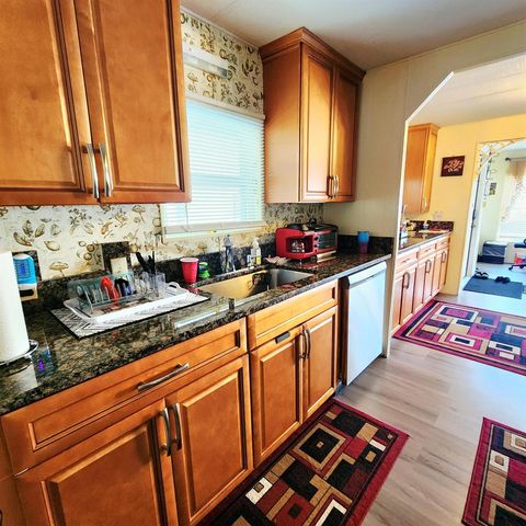 5 El Portal Lane, Port St. Lucie, FL 34952