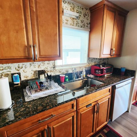 5 El Portal Lane, Port St. Lucie, FL 34952