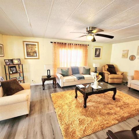5 El Portal Lane, Port St. Lucie, FL 34952