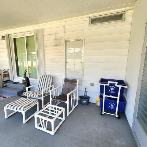 5 El Portal Lane, Port St. Lucie, FL 34952