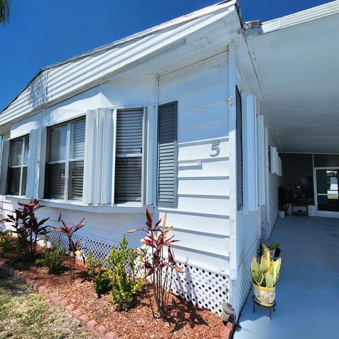 5 El Portal Lane, Port St. Lucie, FL 34952