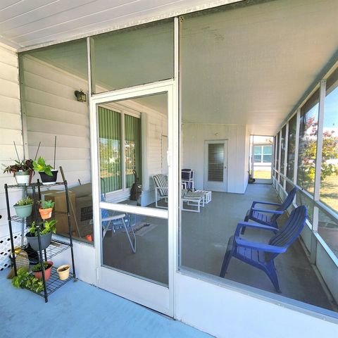 5 El Portal Lane, Port St. Lucie, FL 34952
