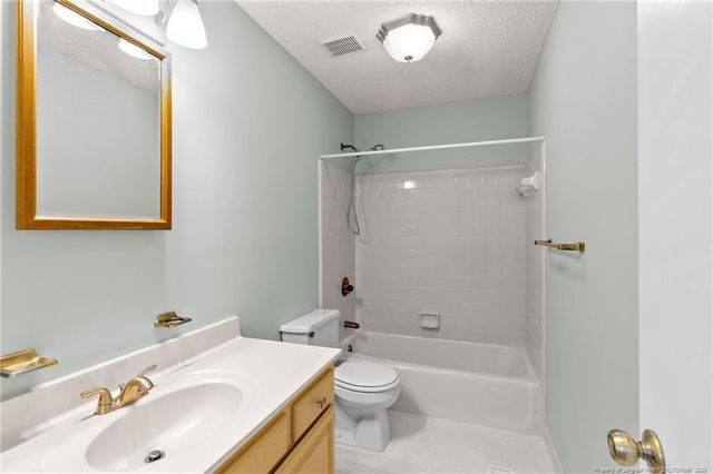 2944 Wedgeview Drive, Fayetteville, NC 28306