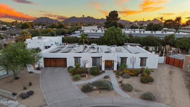 3501 E CANNON Drive, Phoenix, AZ 85028