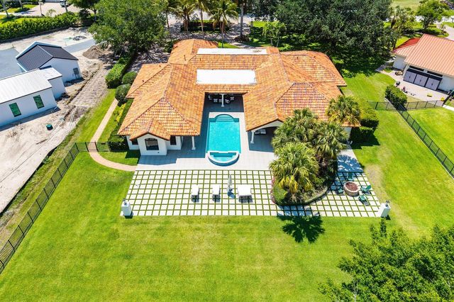 5575 Whirlaway Road, Palm Beach Gardens, FL 33418