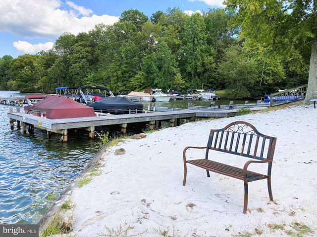 15506 HETH DR, Mineral, VA 23117