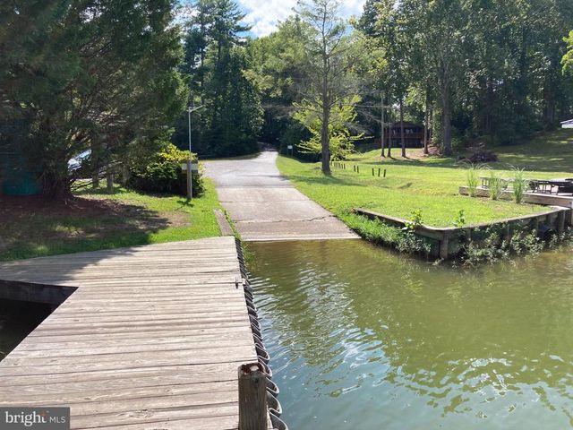 15506 HETH DR, Mineral, VA 23117