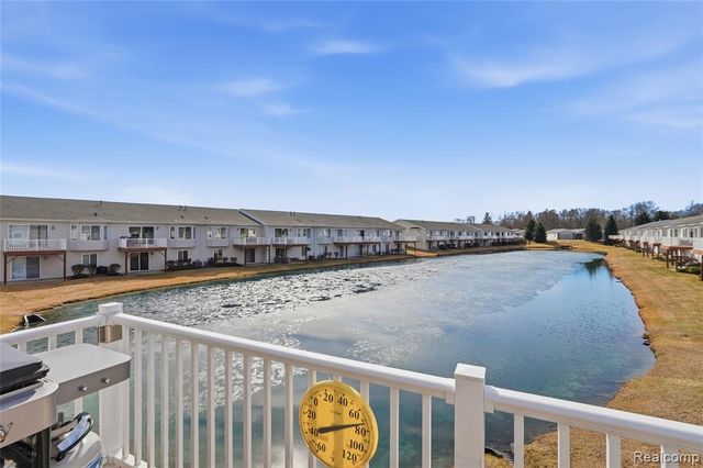 802 Crystal Lane, Marysville, MI 48040