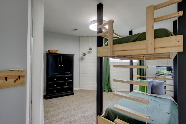 1187 Gip Manning RD, Clarksville, TN 37042