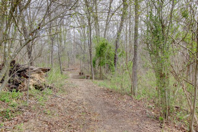 1187 Gip Manning RD, Clarksville, TN 37042