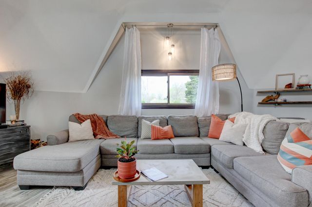 1187 Gip Manning RD, Clarksville, TN 37042