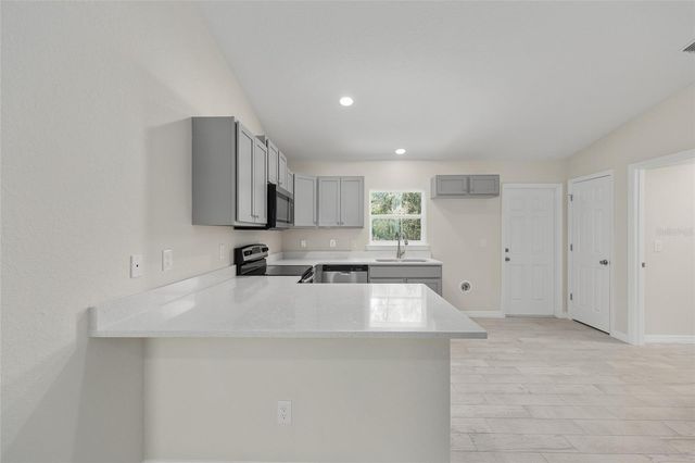 20 LOCUST COURSE RADIAL, Ocala, FL 34472