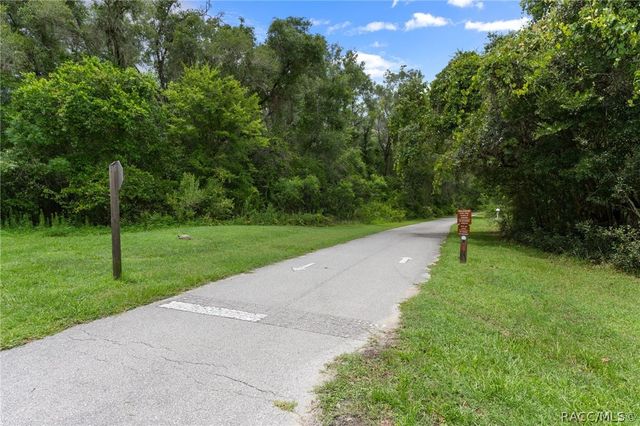 4855 N Highland Park Drive, Hernando, FL 34442