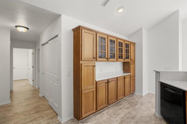 2210 E TUSCANY WAY, Appleton, WI 54913