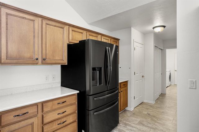 2210 E TUSCANY WAY, Appleton, WI 54913