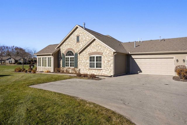 2210 E TUSCANY WAY, Appleton, WI 54913