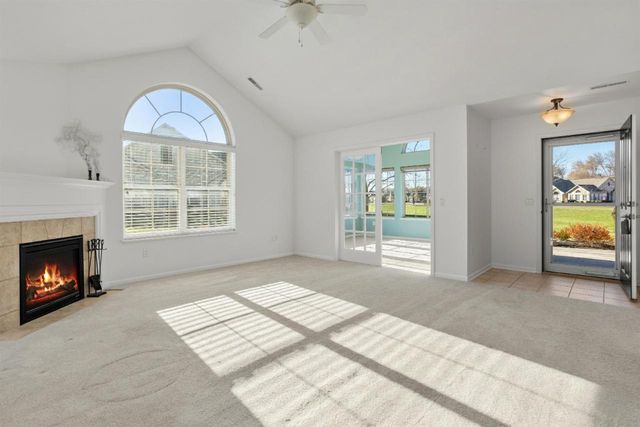 2210 E TUSCANY WAY, Appleton, WI 54913