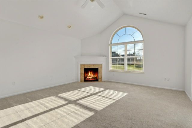 2210 E TUSCANY WAY, Appleton, WI 54913