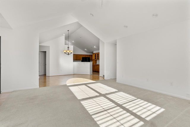 2210 E TUSCANY WAY, Appleton, WI 54913