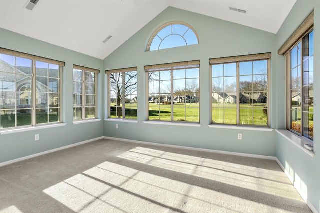 2210 E TUSCANY WAY, Appleton, WI 54913