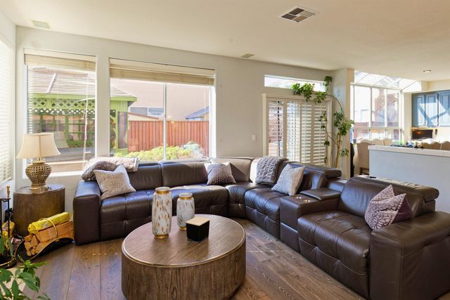 15109 Shining Star Ln, San Leandro, CA 94579