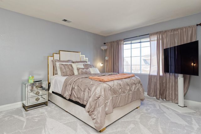 15109 Shining Star Ln, San Leandro, CA 94579