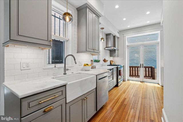 1105 G ST SE, Washington, DC 20003