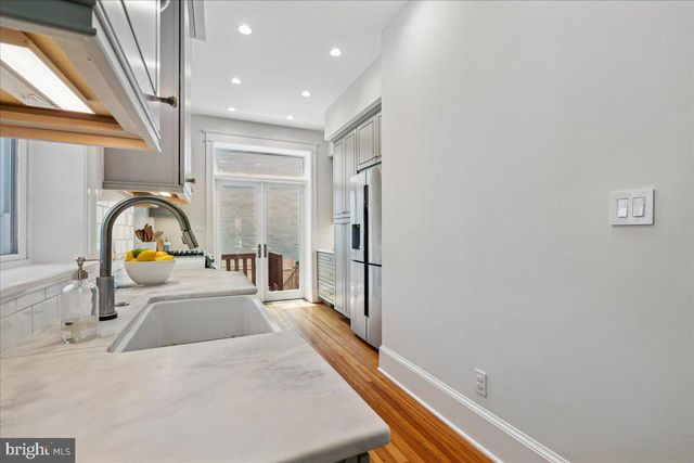 1105 G ST SE, Washington, DC 20003