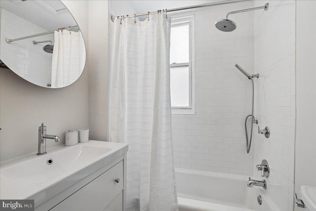 1105 G ST SE, Washington, DC 20003