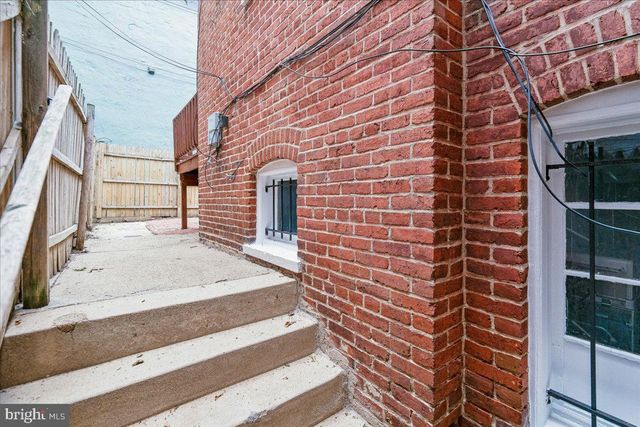 1105 G ST SE, Washington, DC 20003