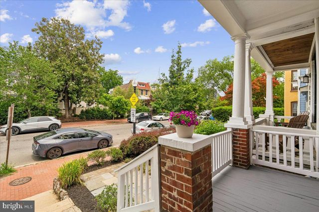 1105 G ST SE, Washington, DC 20003