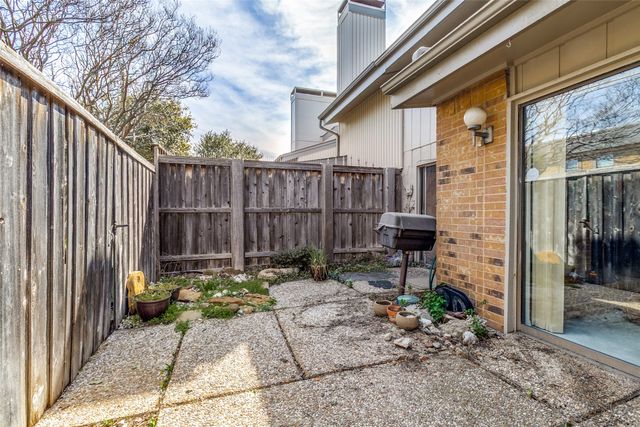 12219 Montego Plaza, Dallas, TX 75230