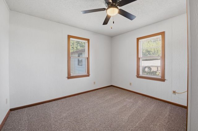 5739 S Washington, Wichita, KS 67216