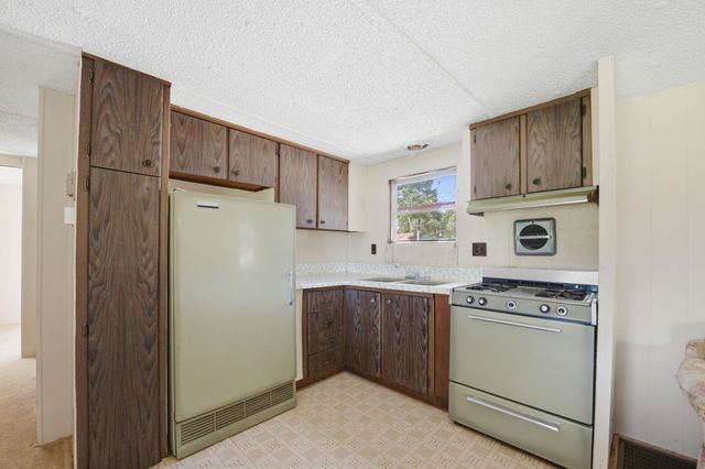 5739 S Washington, Wichita, KS 67216